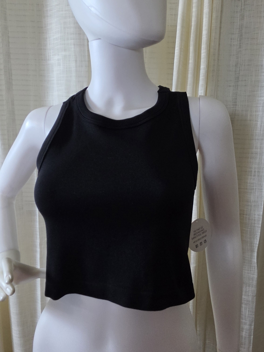 New Mix Black Ribbed Cropped Tank Top